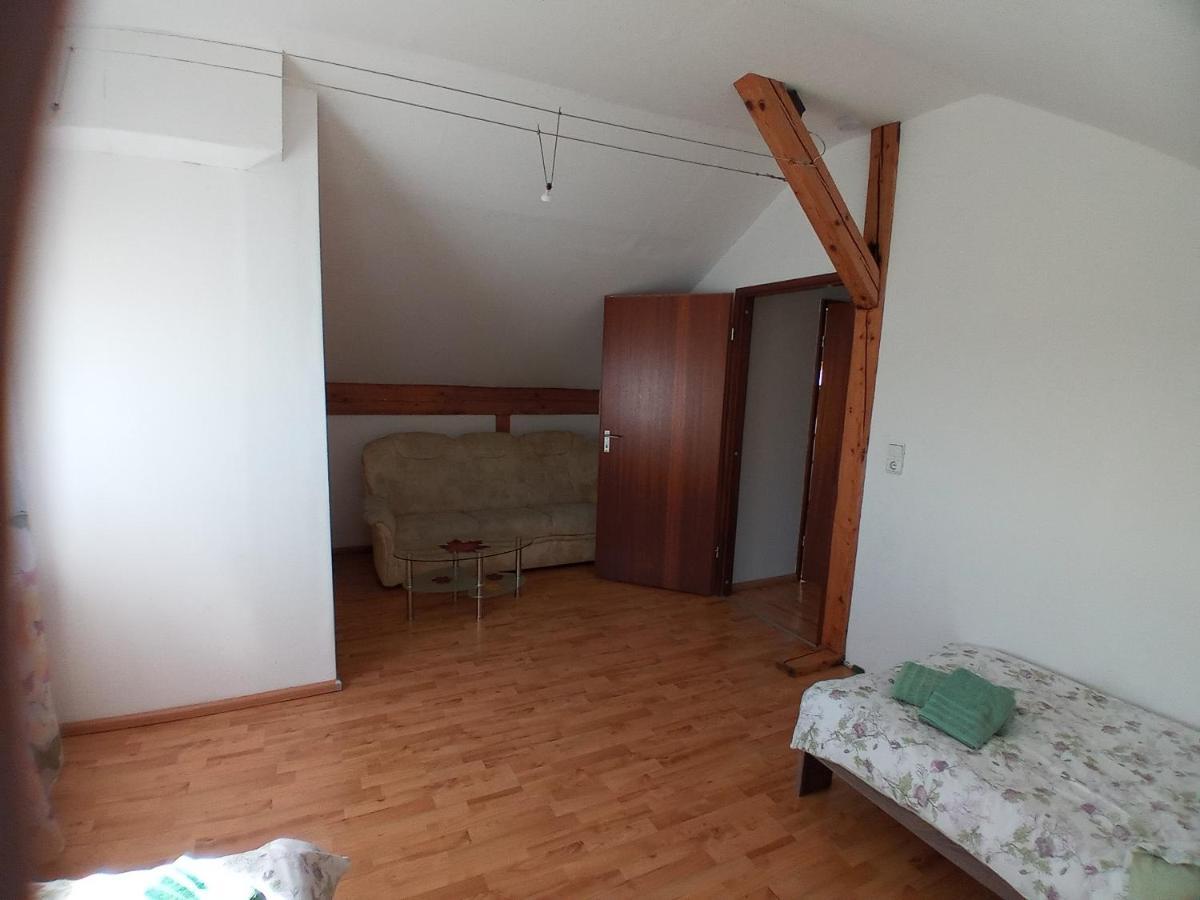 Wohnung mit 2 Zimmern Ballenberg Exterior foto