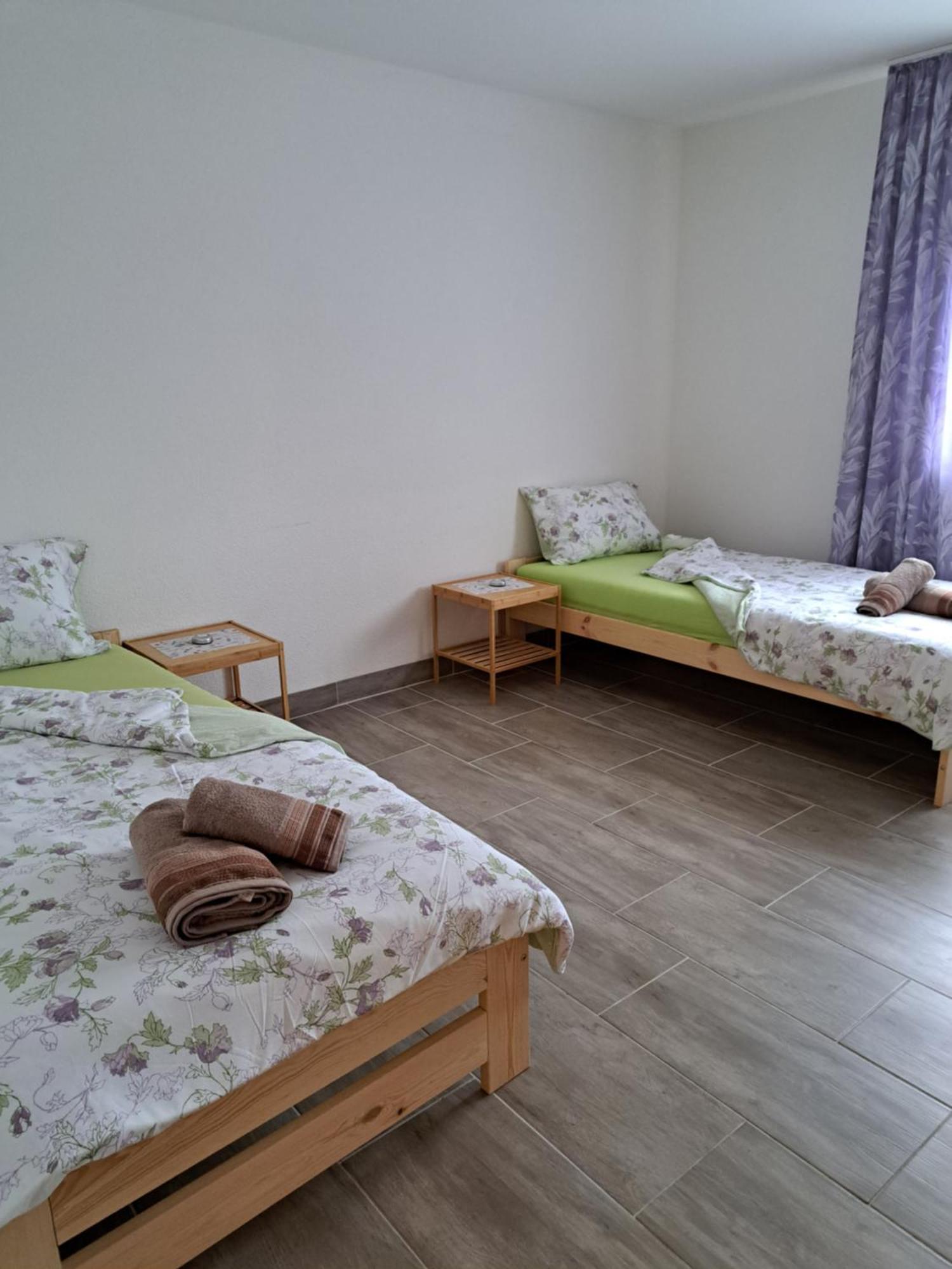 Wohnung mit 2 Zimmern Ballenberg Exterior foto
